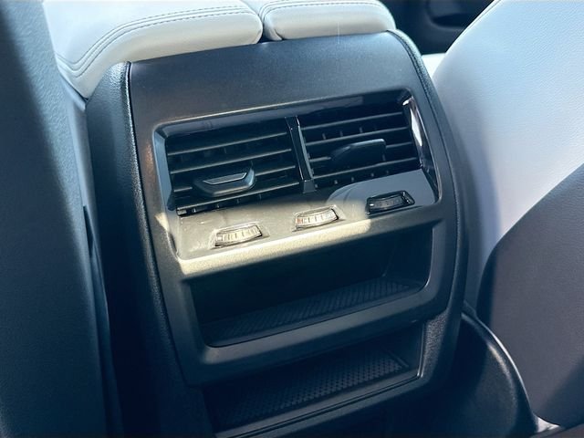 New 2027 Blue BMW xDrive40i image 16
