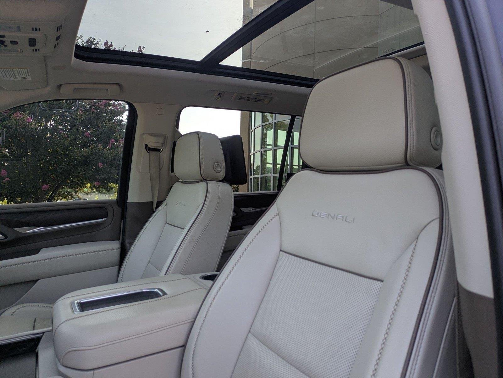 Used 2024 Midnight Blue Metallic GMC Denali image 15