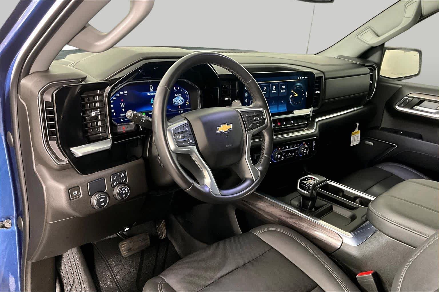 Used 2023 Northsky Blue Metallic Chevrolet LTZ image 17