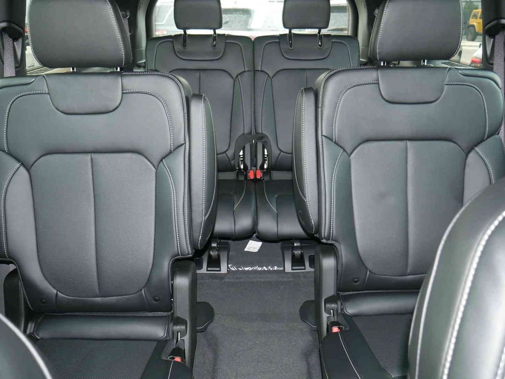 New 2026 Silver Zynith Jeep Limited image 31
