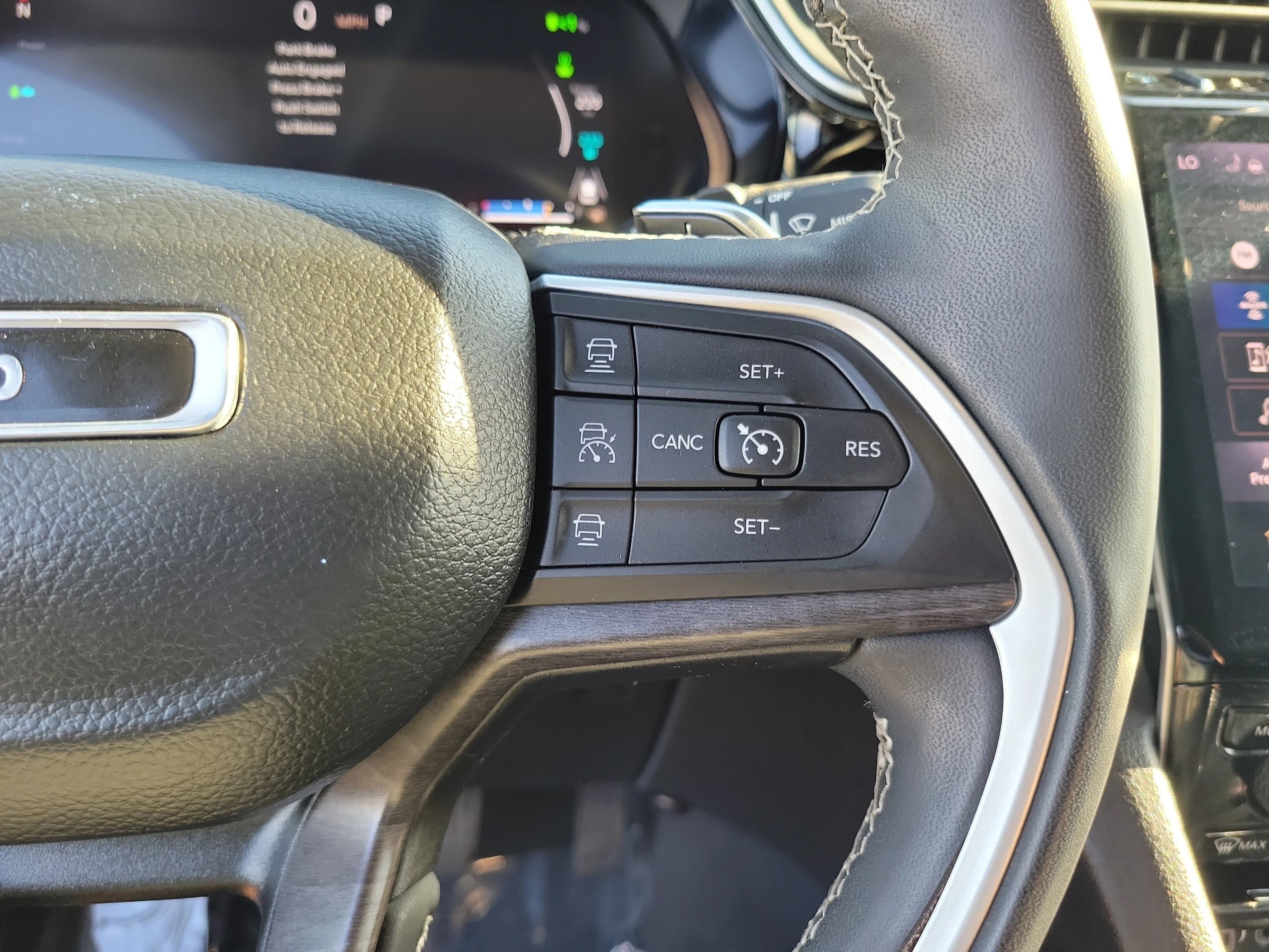 Certified Used 2022 White Jeep 4xe image 25