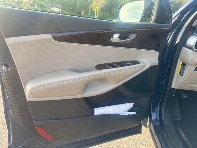 Certified Used 2018 Blue Kia LX image 13