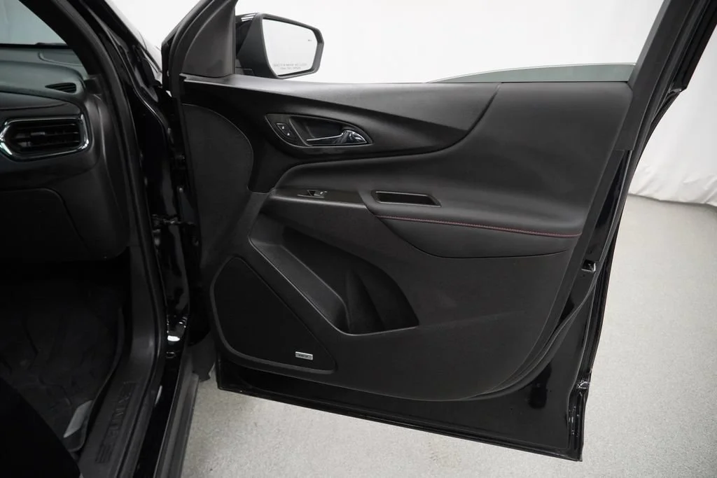 Used 2024 Mosaic Black Metallic Chevrolet RS image 29