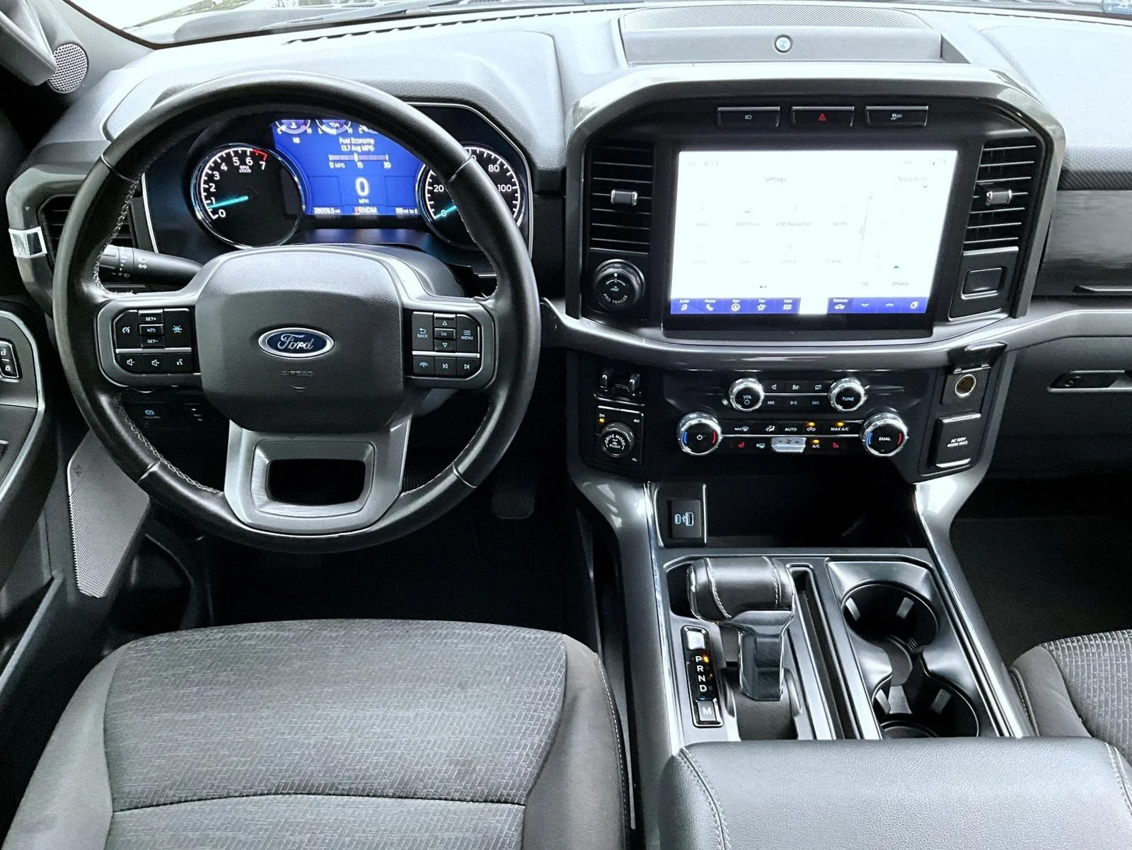 Used 2023 Black Ford XLT image 14