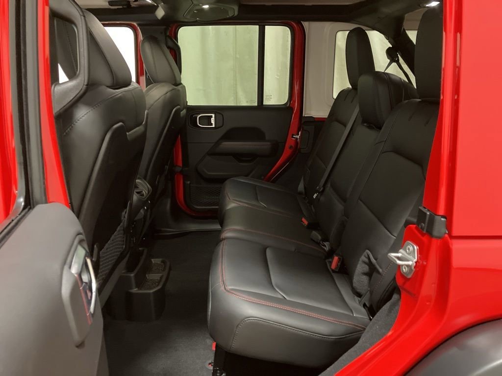 New 2026 Firecracker Red Clear-Coat Exterior Paint Jeep Rubicon image 13