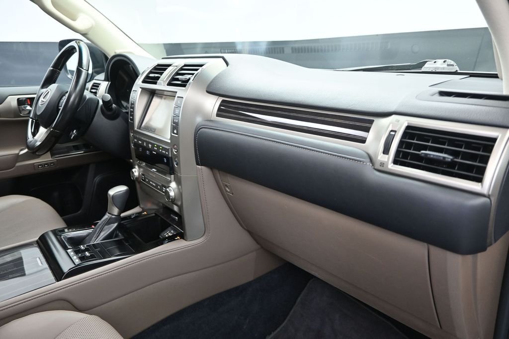 2021 Lexus GX Base - Photo 24