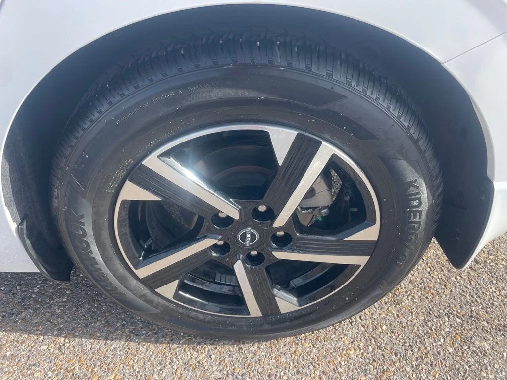 Certified Used 2025 White Nissan SV image 17