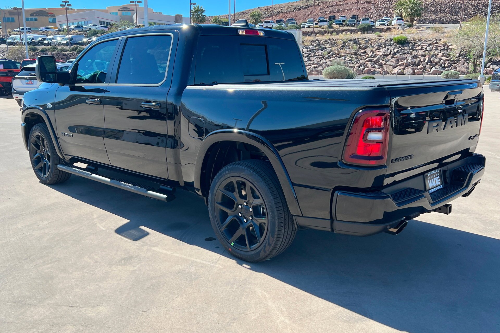 New 2026 Diamond Black Crystal Pearl-Coat Exterior Paint RAM Laramie image 3