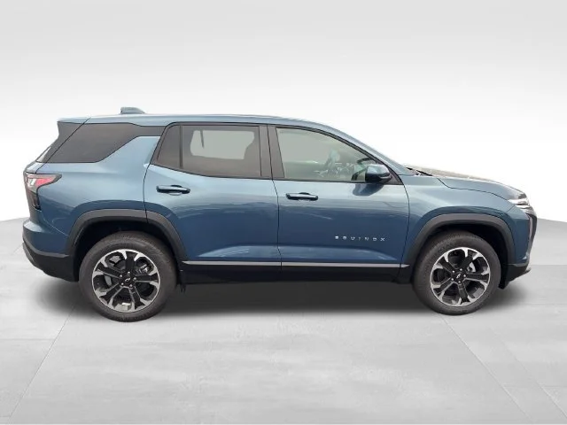 New 2027 Lakeshore Blue Metallic Chevrolet LT image 7
