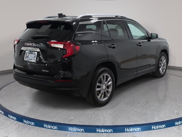 Used 2022 Black GMC SLT image 6