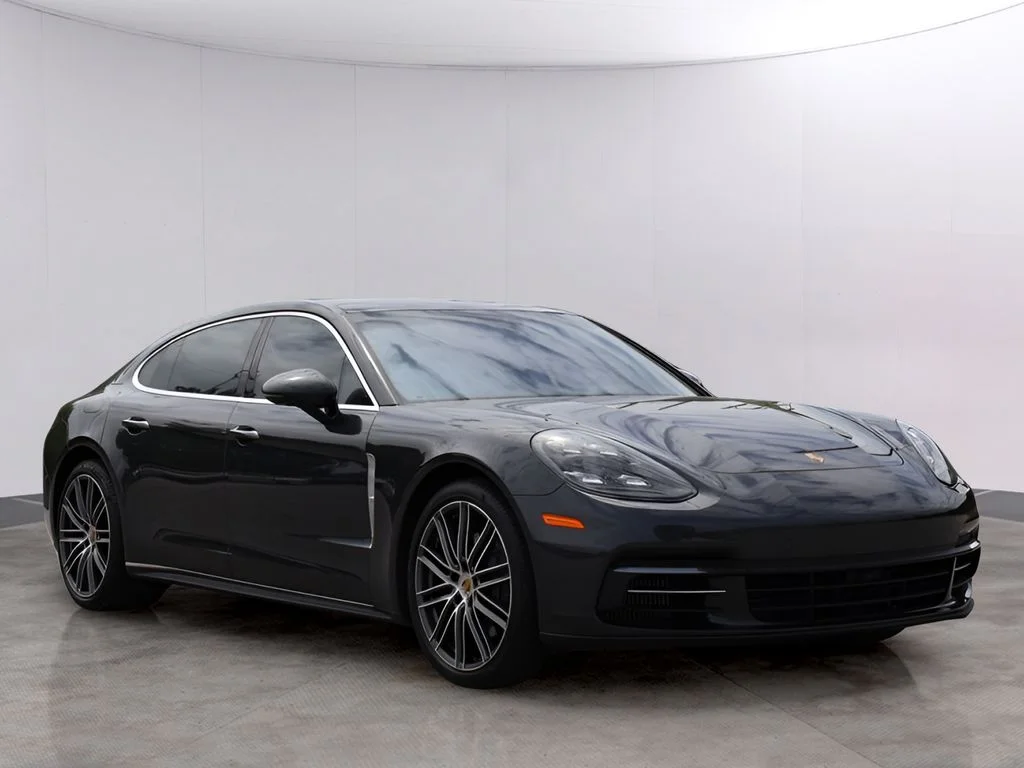 Used 2018 Volcano Grey Metallic Porsche 4S Executive image 12