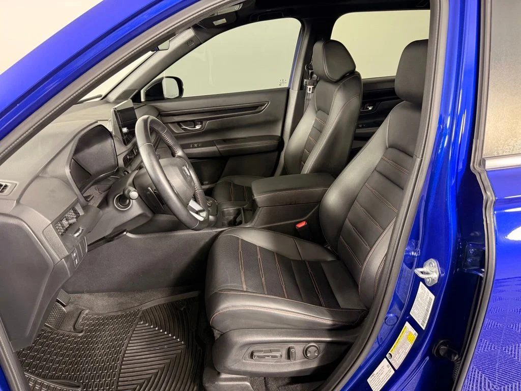 Used 2025 Blue Honda Sport-L image 2
