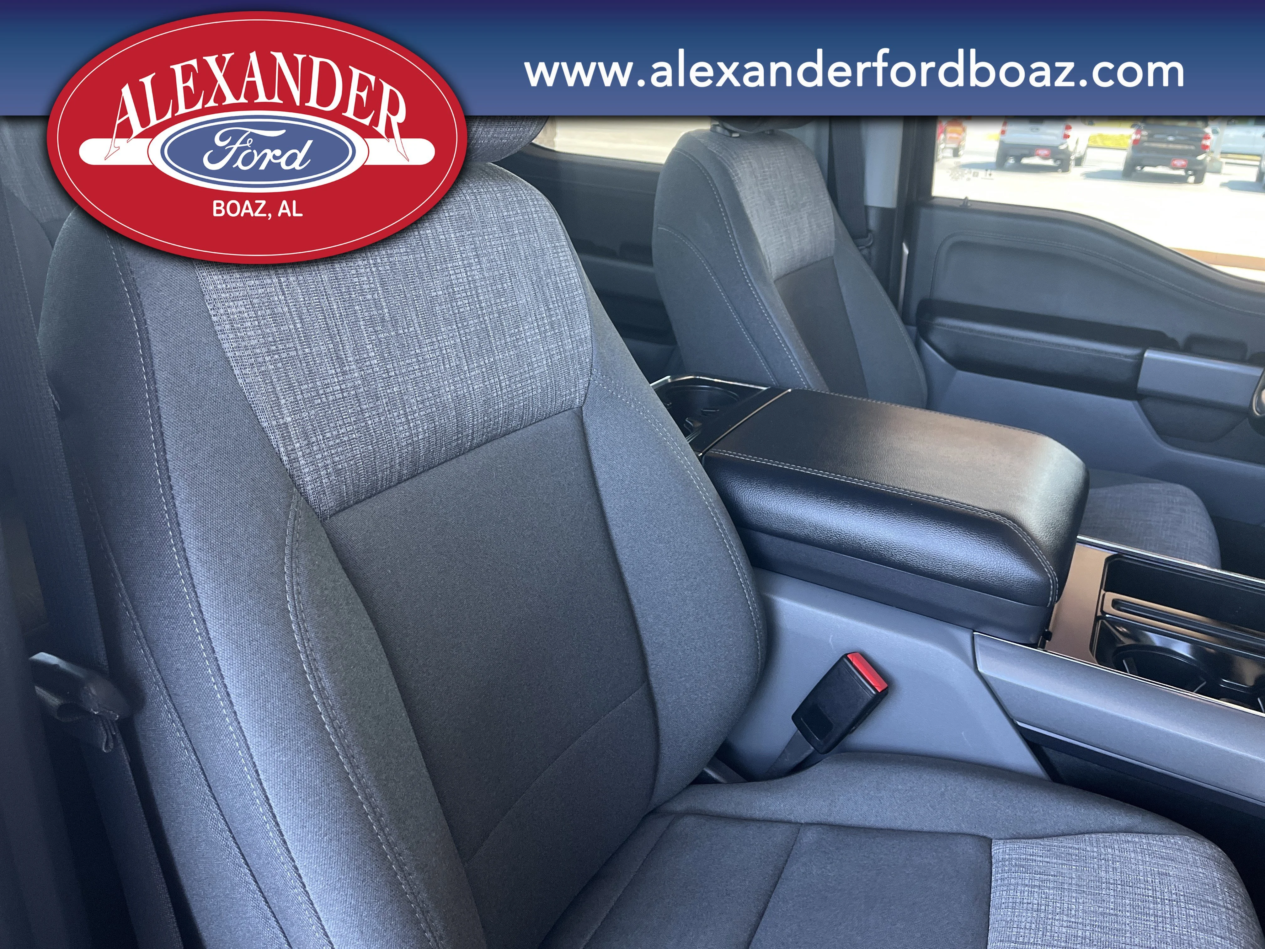 Used 2023 Gray Ford XLT image 19