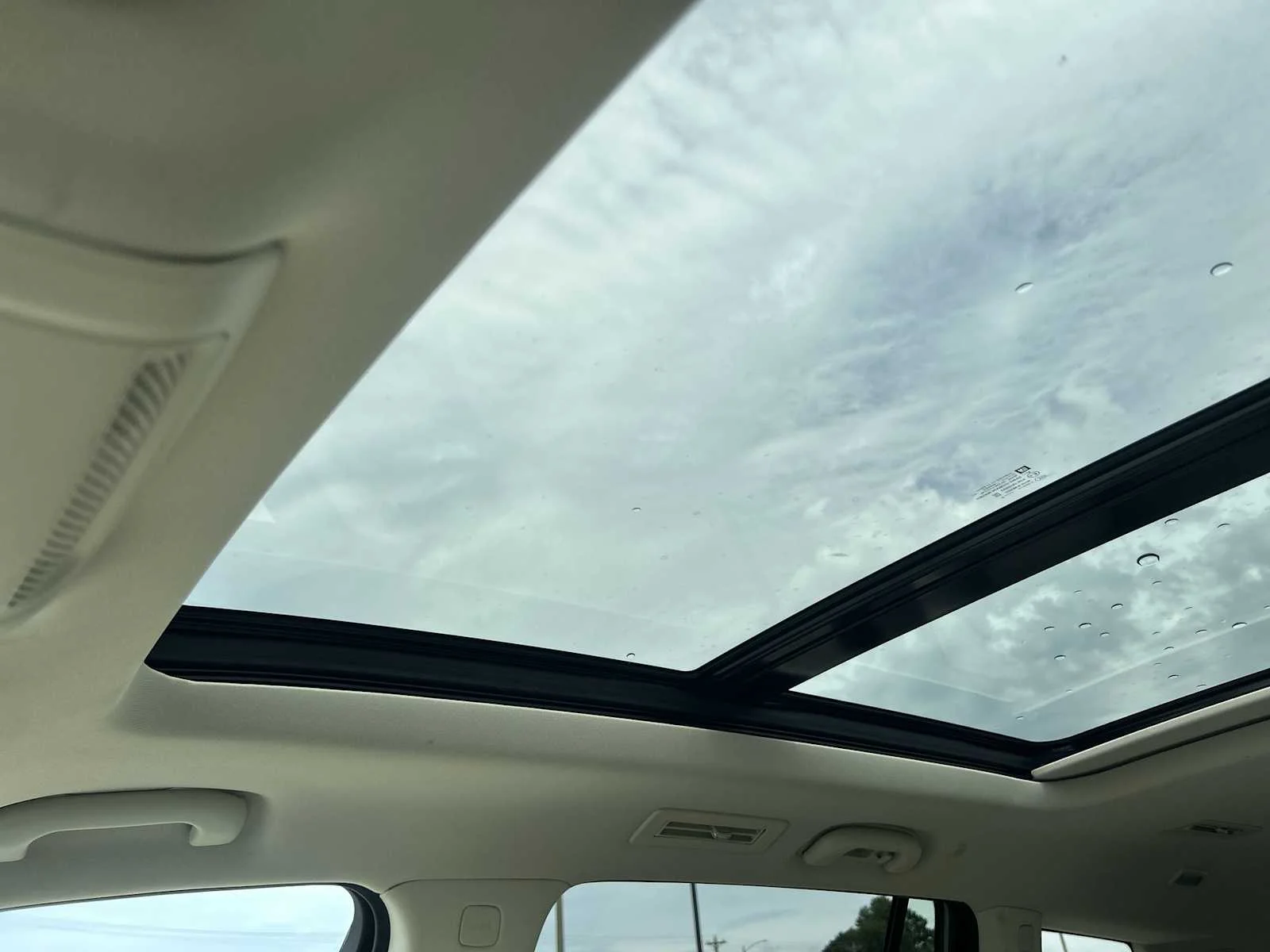 Used 2021 INFRARED TINTCOAT Cadillac Premium Luxury image 19