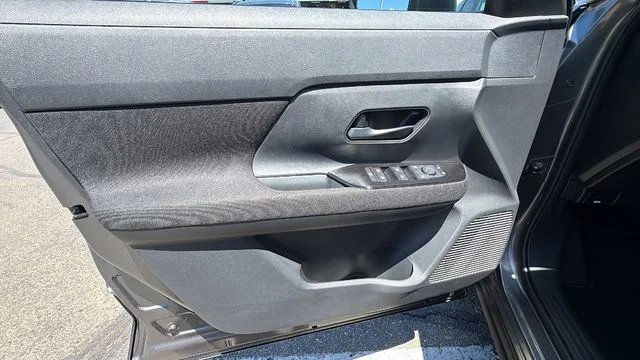 New 2026 Gray Nissan S image 17
