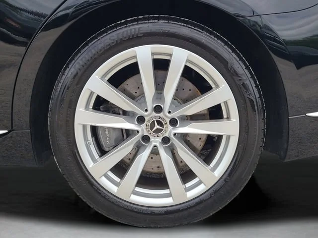 Used 2025 Black Mercedes-Benz S 500 image 35