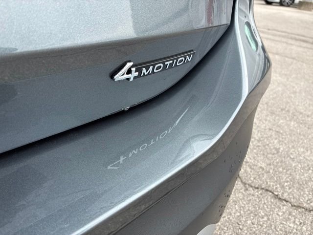 New 2026 Platinum Gray Volkswagen 2.0T SE image 4