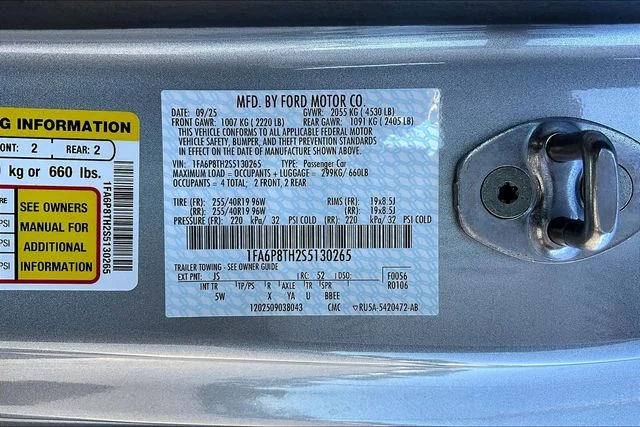 New 2025 Silver Ford EcoBoost Premium image 11
