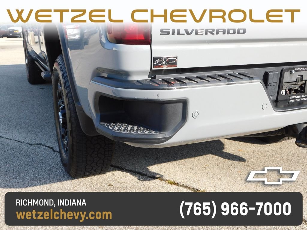 Used 2024 Gray Chevrolet LTZ image 6