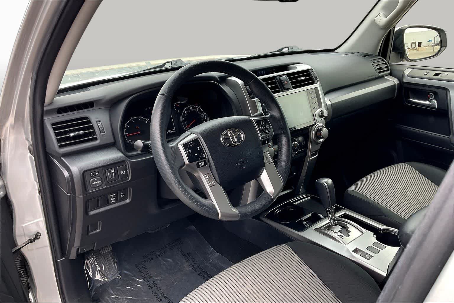 Used 2023 Classic Silver Metallic Toyota SR5 image 17