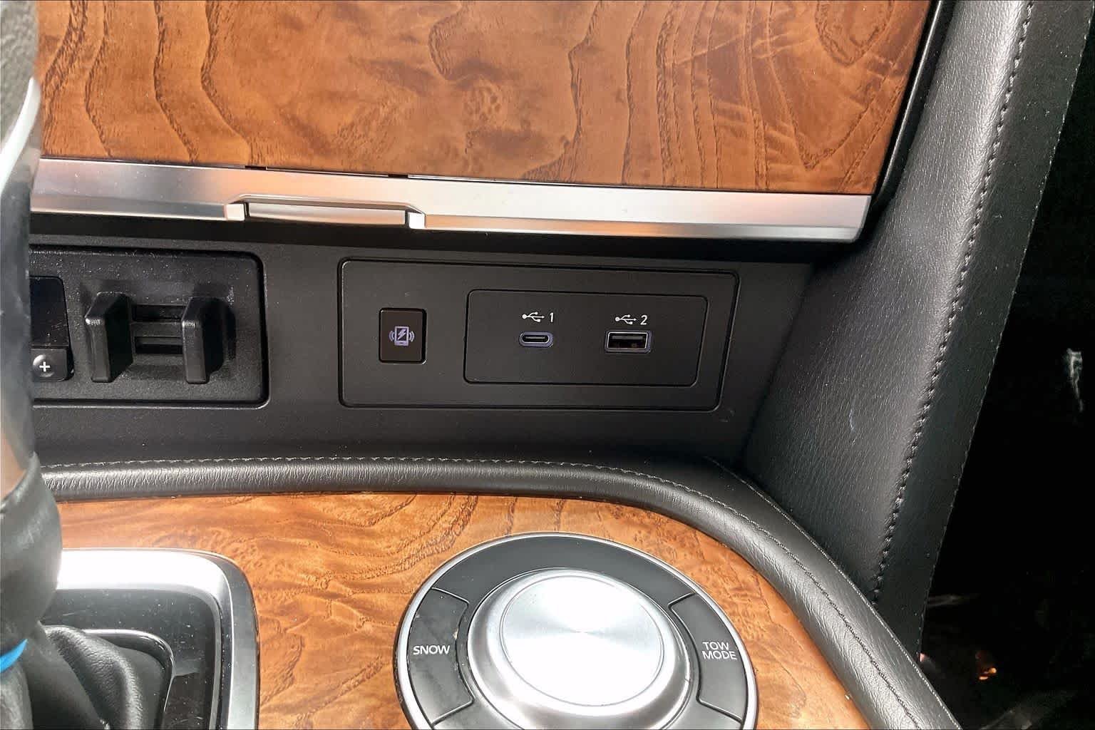 Used 2022 Gun Metallic Nissan SL image 35