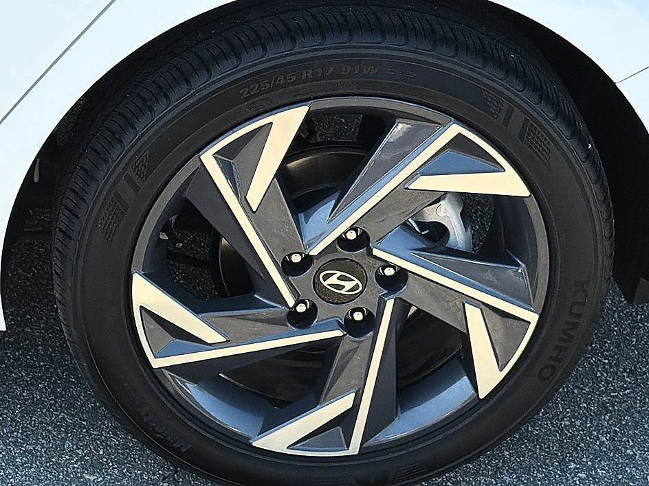 Certified Used 2025 Serenity White Hyundai SEL Sport image 7