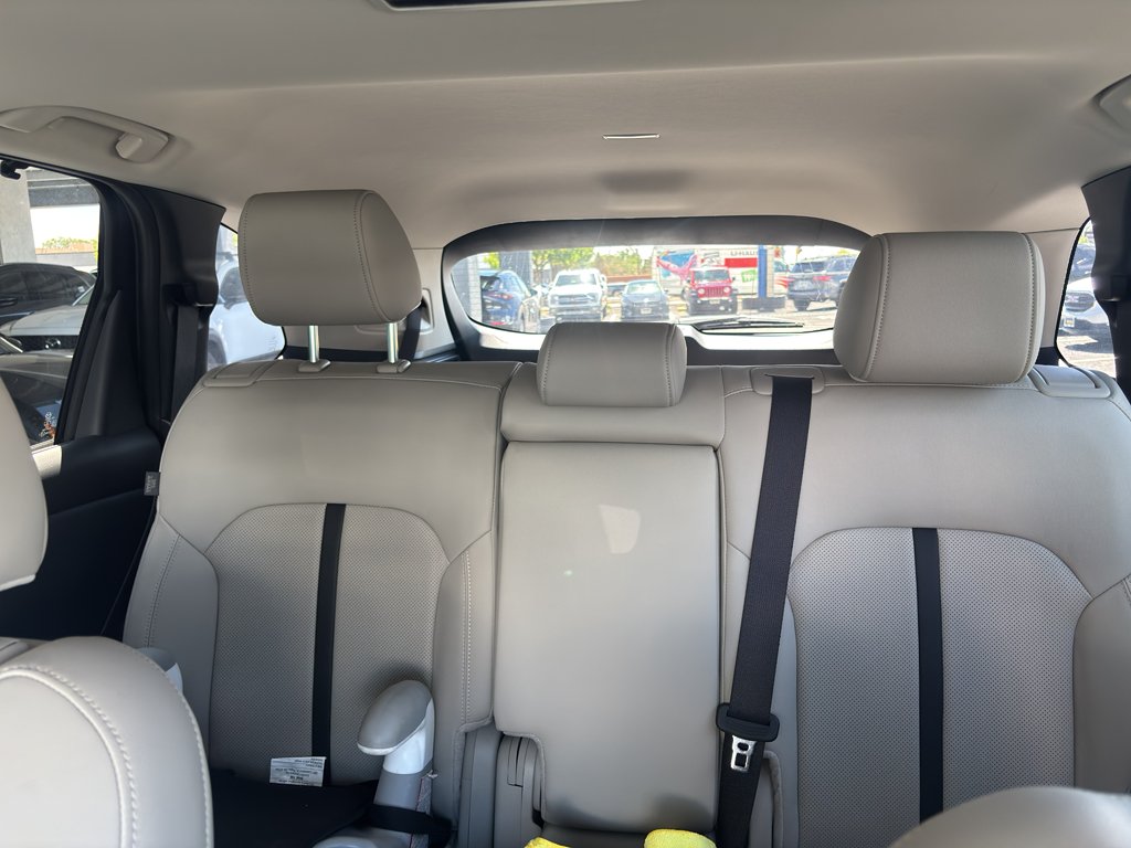 Used 2025 Machine Gray Metallic Mazda Preferred Package image 4