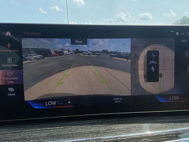 Used 2023 Black BMW xDrive40i image 19