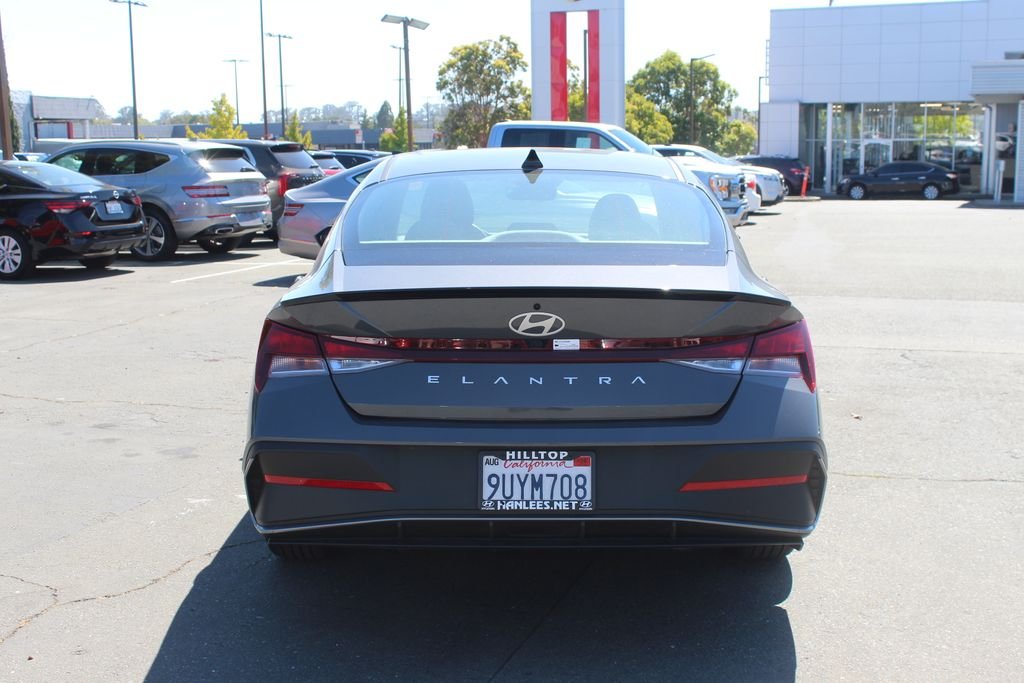 Certified Used 2025 Gray Hyundai SEL Sport image 8