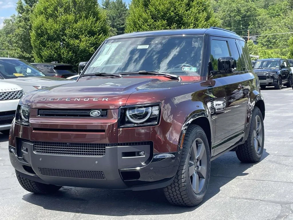 New 2026 Sedona Red Land Rover X-Dynamic SE image 1