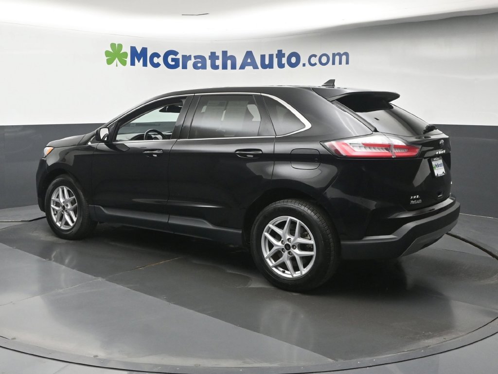 Used 2023 Black Ford SEL image 24