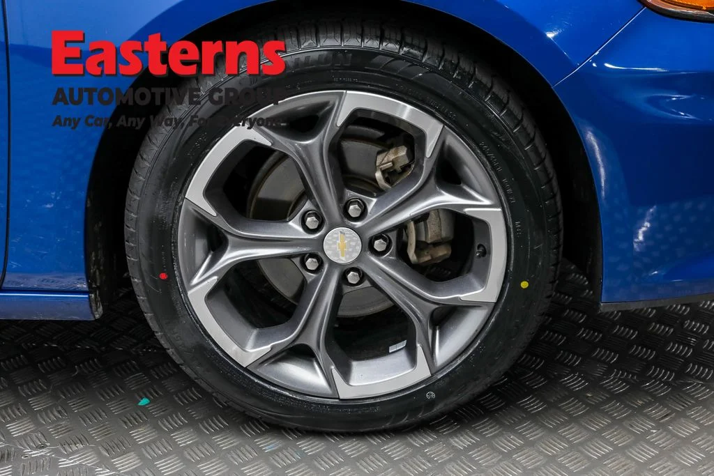 Used 2023 Blue Chevrolet LT image 30