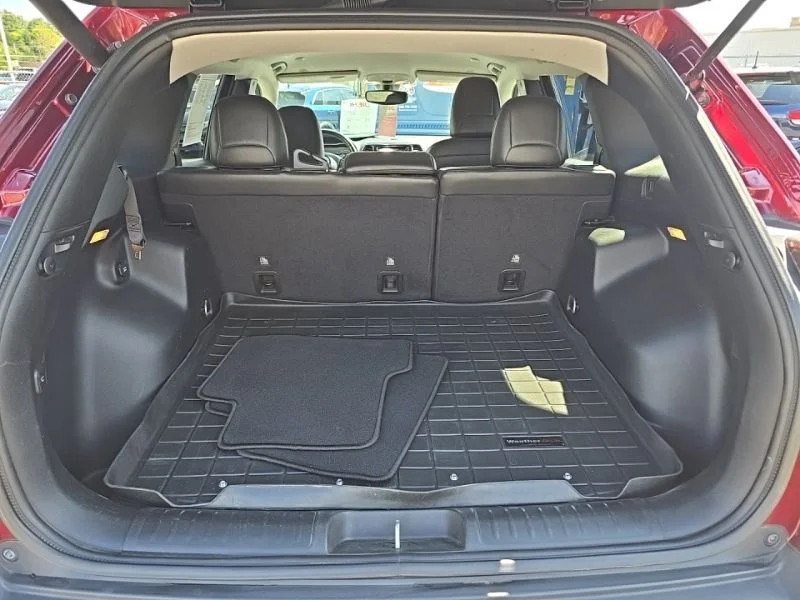 Used 2019 Red Jeep Limited image 30