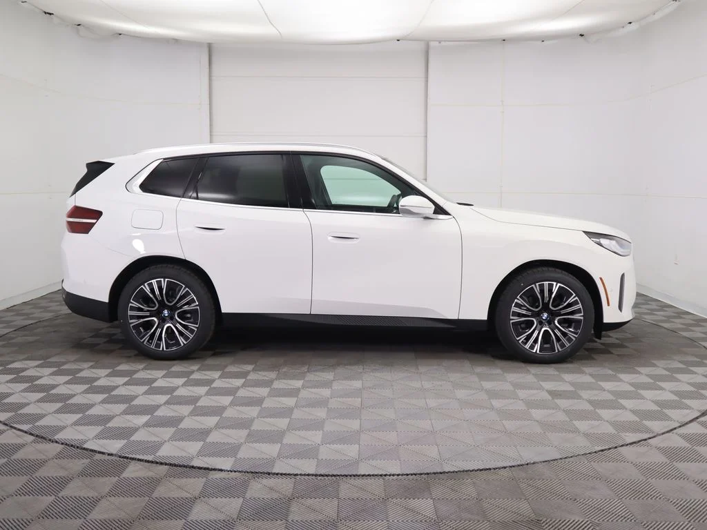 Used 2026 White BMW 30 xDrive image 4