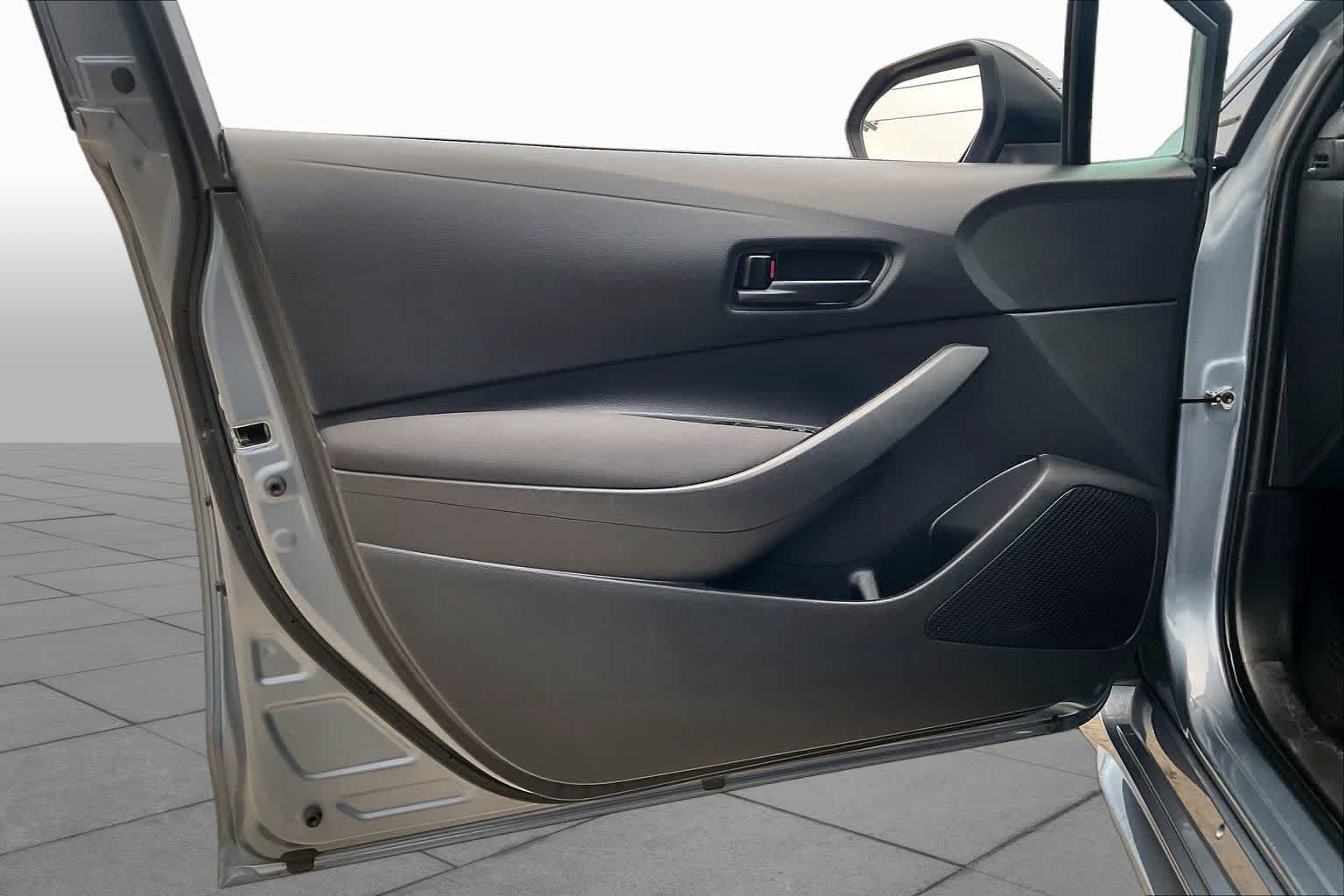 Used 2024 Celestite Toyota LE image 21