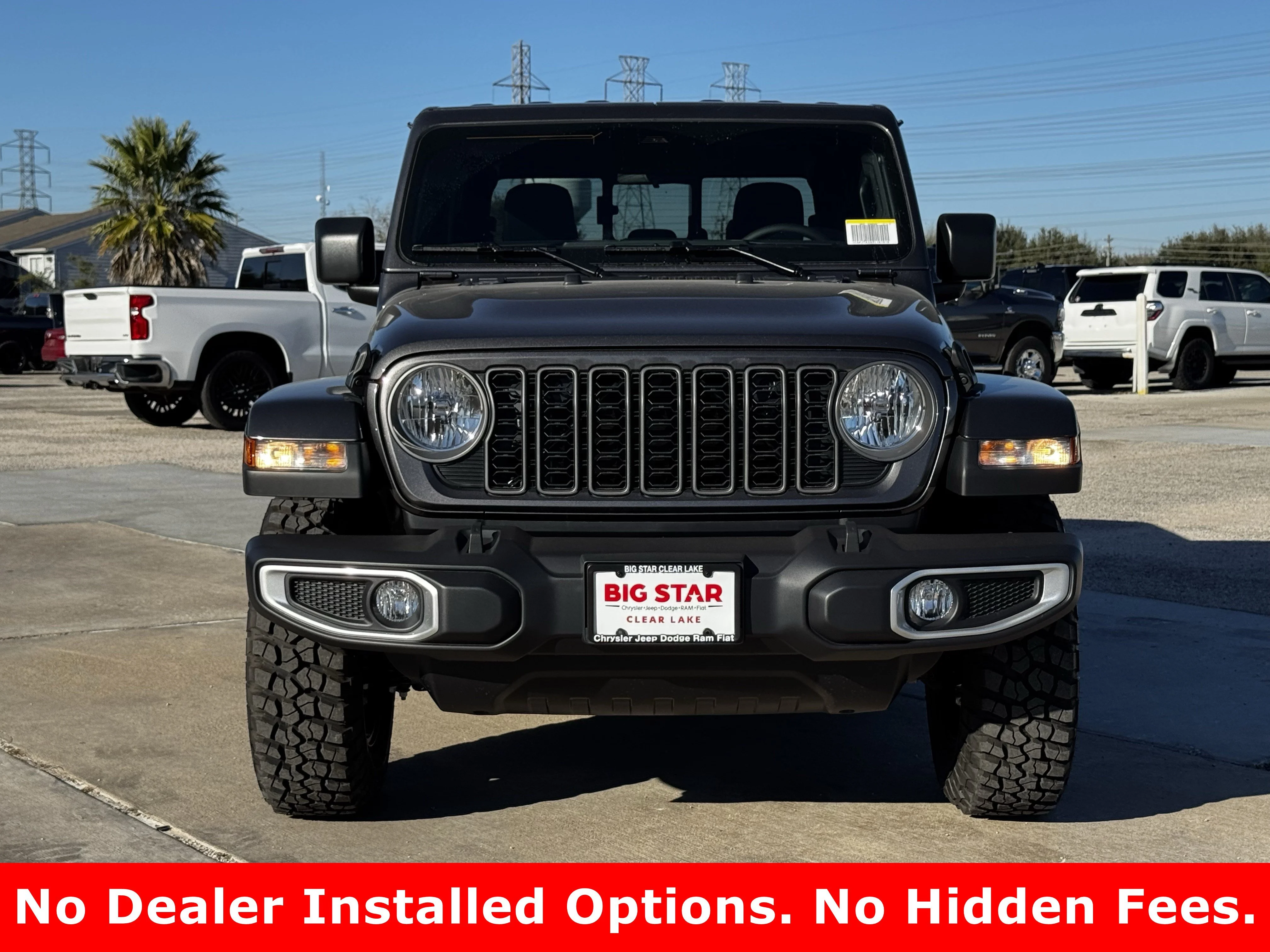 New 2026 Granite Crystal Metallic Clearcoat Jeep Texas Trail image 4