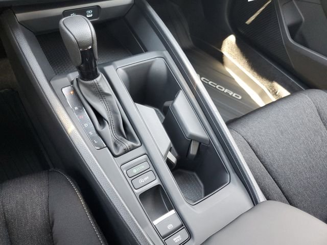 2025 Honda Accord SE - Photo 23