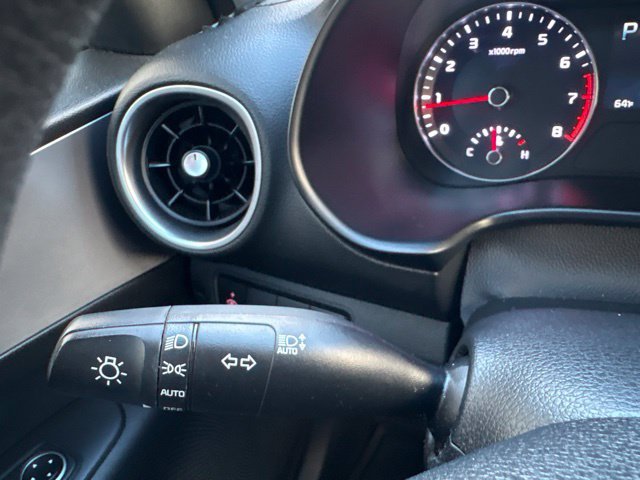 Certified Used 2022 Snow White Pearl Kia LXS image 20