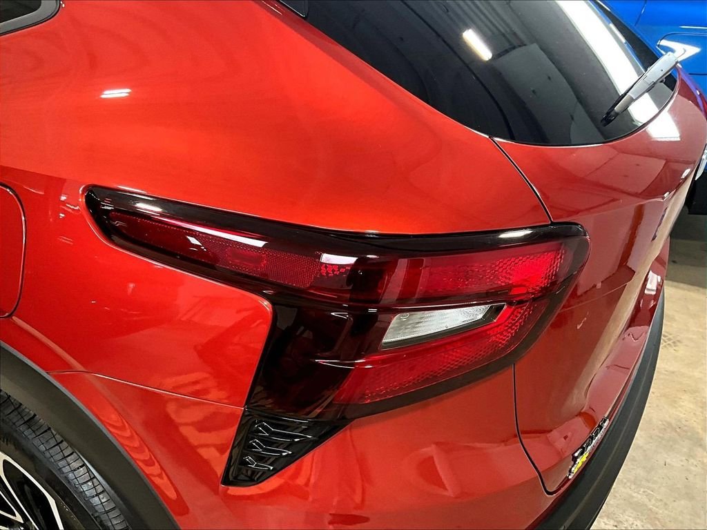 Used 2024 Red Chevrolet 2RS image 32