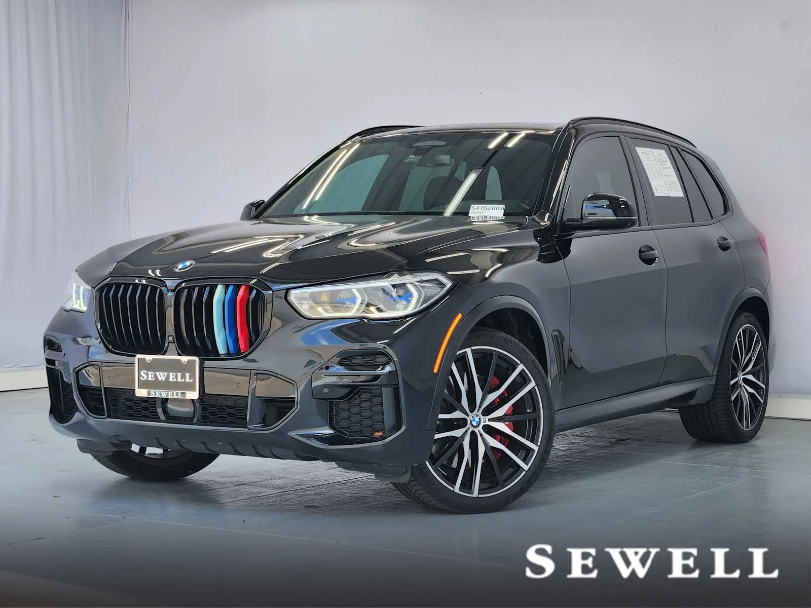 2022 BMW X5 M50i's photo
