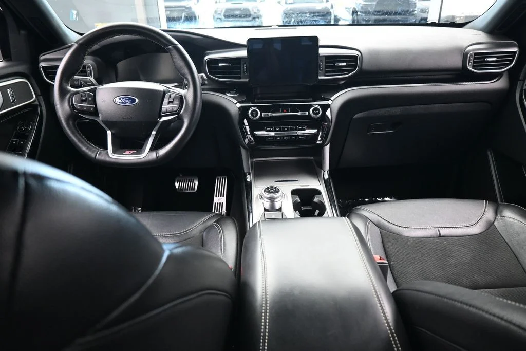 2023 Ford Explorer ST - Photo 43