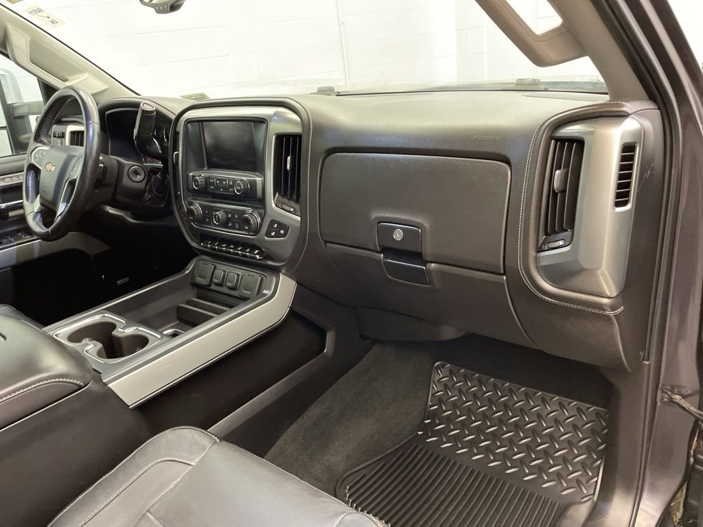 Used 2016 Gray Chevrolet LTZ image 27