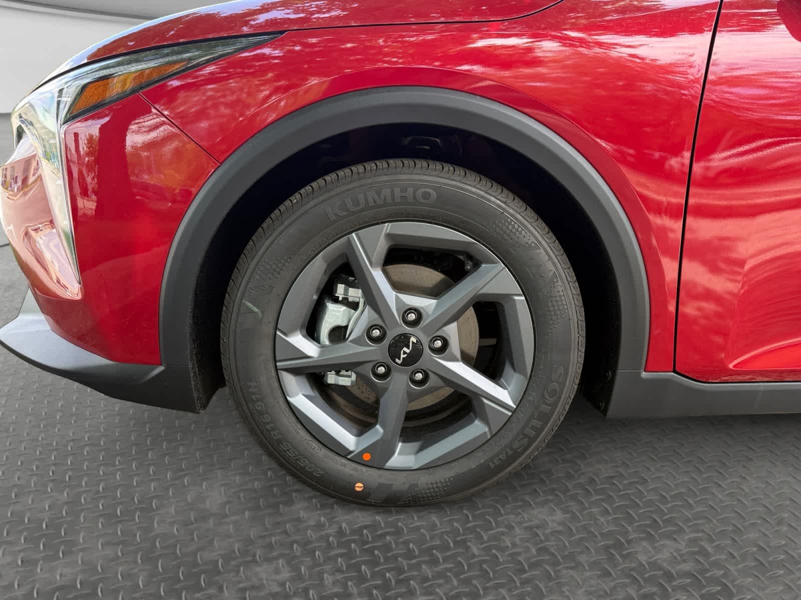 New 2026 CURRENT RED Kia LXS image 9