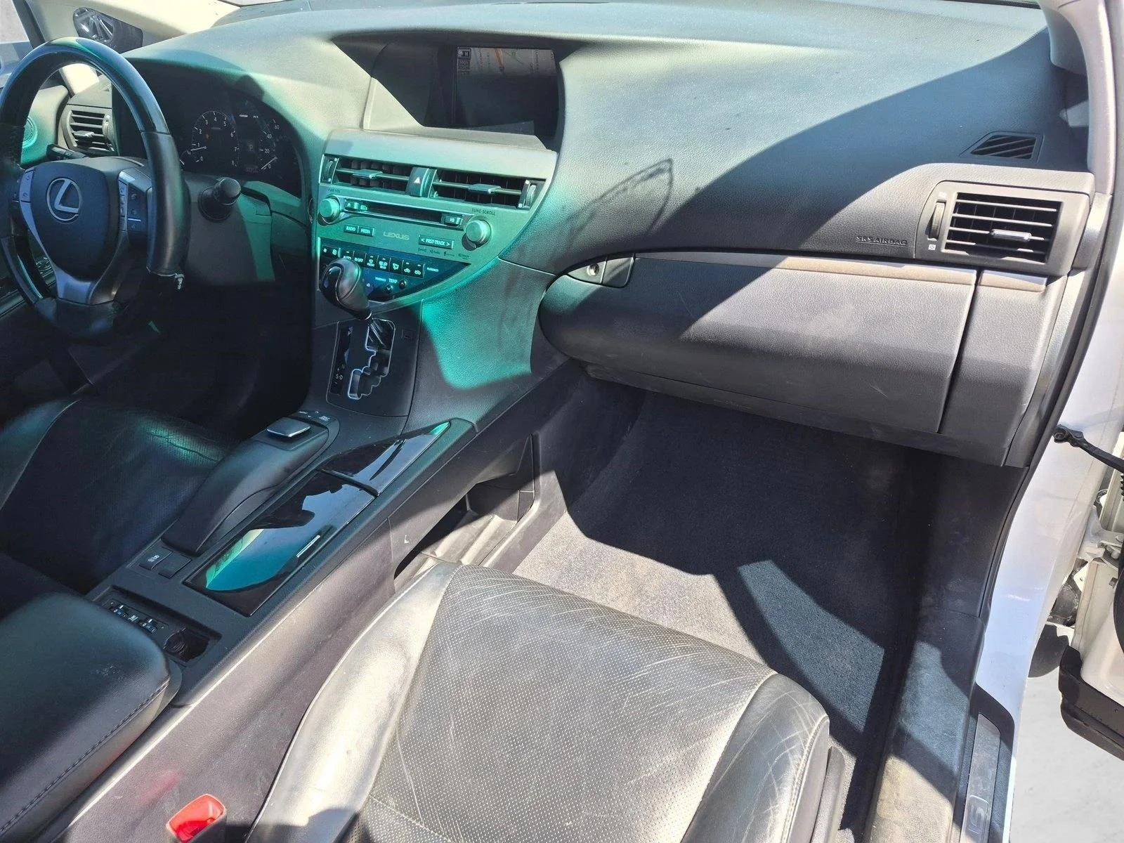 Used 2013 Starfire Pearl Lexus  image 18