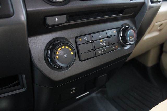 Used 2018 Shadow Black Ford XLT image 15