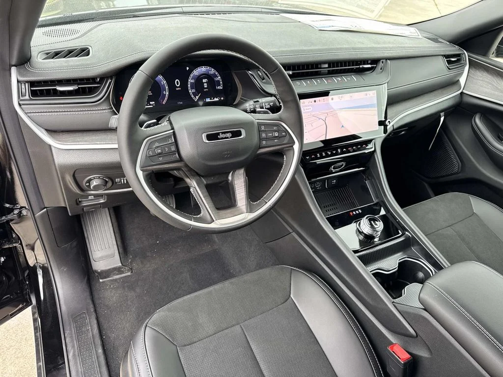 New 2026 Black Jeep Laredo image 38