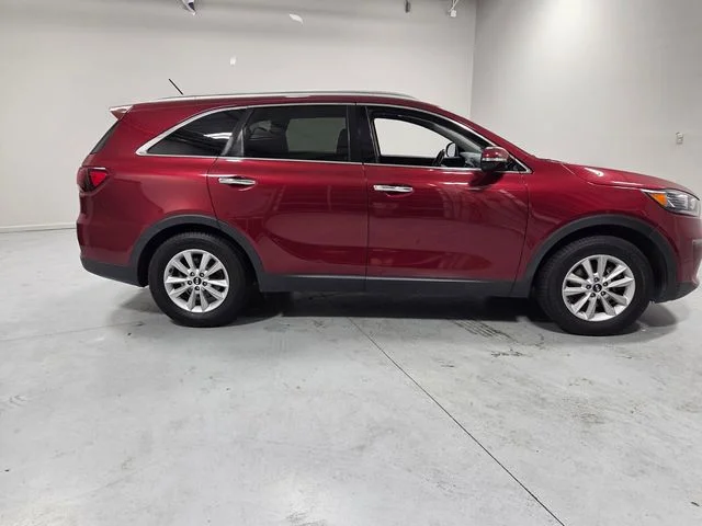 Used 2020 Red Kia LX image 13