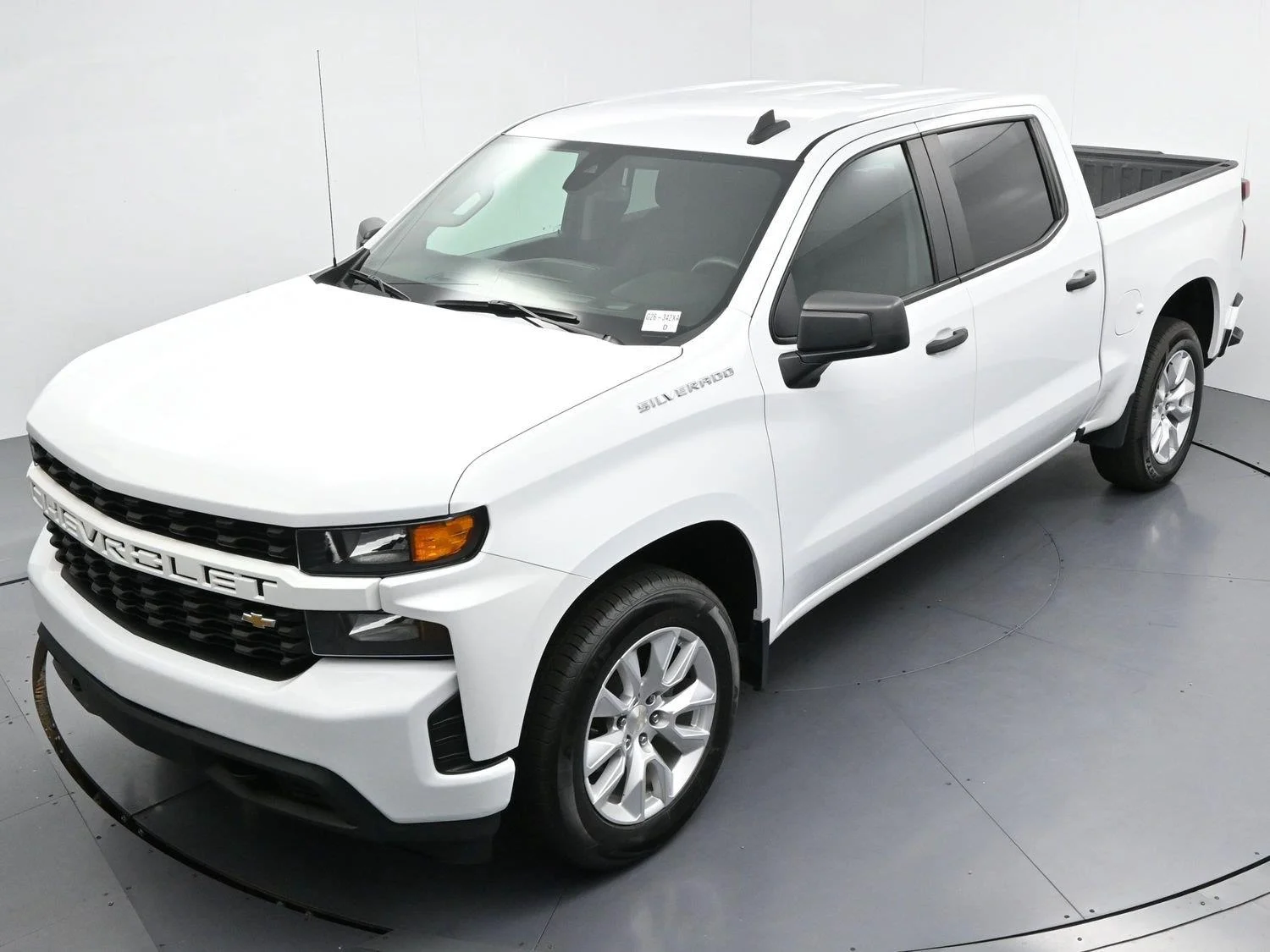 Used 2022 Summit White Chevrolet Custom image 36