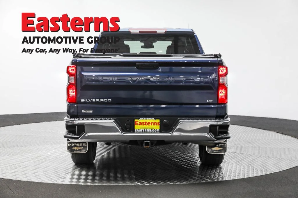 Used 2022 Blue Chevrolet LT image 6