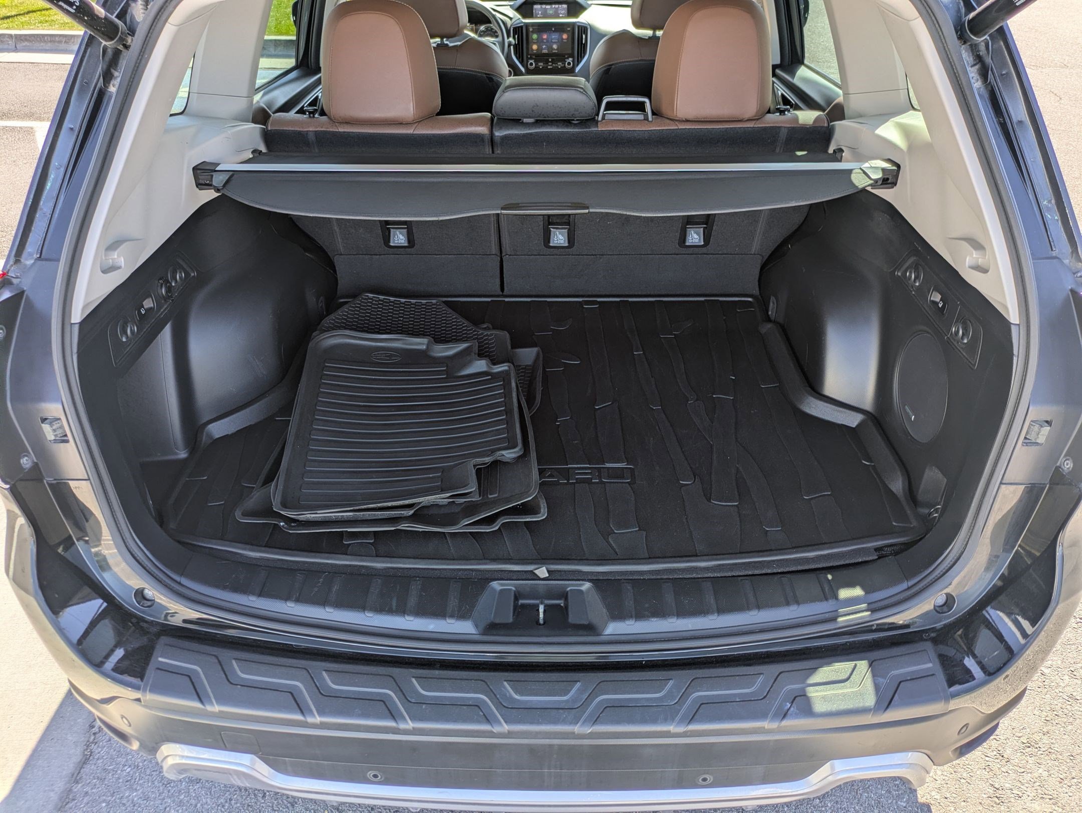 Used 2023 Crystal Black Silica Subaru Touring image 31